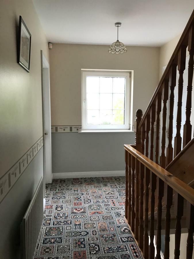 Derreen Tighue House Tralee Bagian luar foto