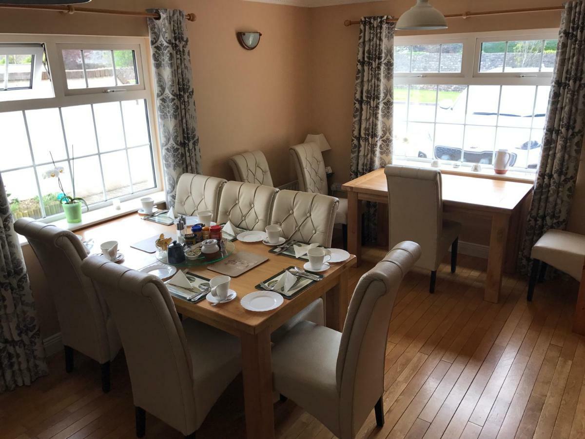 Derreen Tighue House Tralee Bagian luar foto